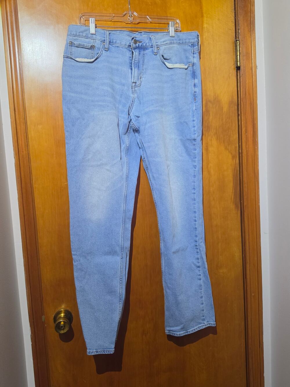 Old Navy Men’s Light Wash Straight Stretch Jeans Size 34x34